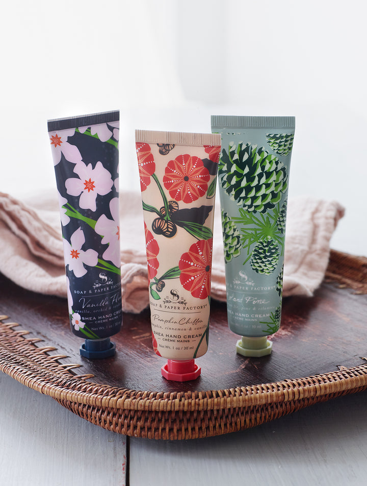 Compare with Thymes Fraiser Fir. Laced with fresh, crisp notes of Siberian Fir, Pine and Cilantro, Roland Pine transports you to a faraway forest! Rich in vitamins and minerals, our uniquely formulated hand cream features hydrating Shea Butter to keep your skin ultra soft and protected against the elements. This petite, on-the-go size is great for travel, your purse and in the car!