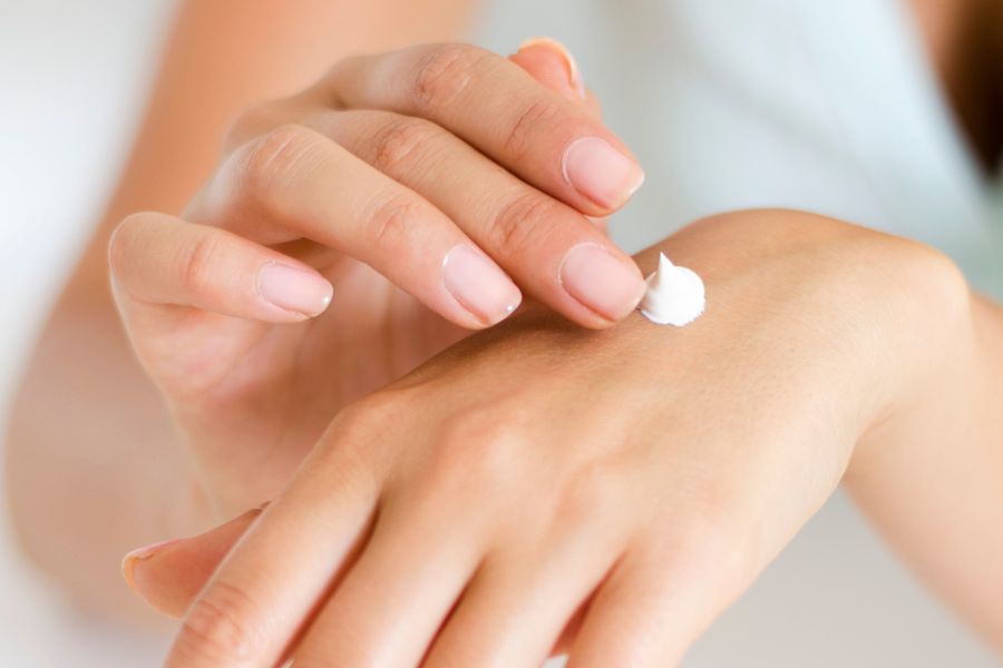 Dye-Free Personal Care Products: Benefits for Health and Sustainability
