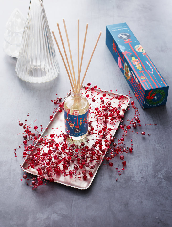 Home for the Holidays Roland Pine 3.65 oz Reed Diffuser