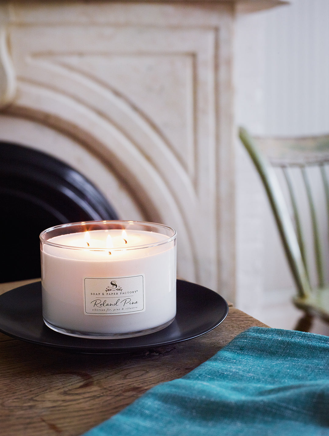 Roland Pine 18 oz Three-Wick Glass Soy Candle