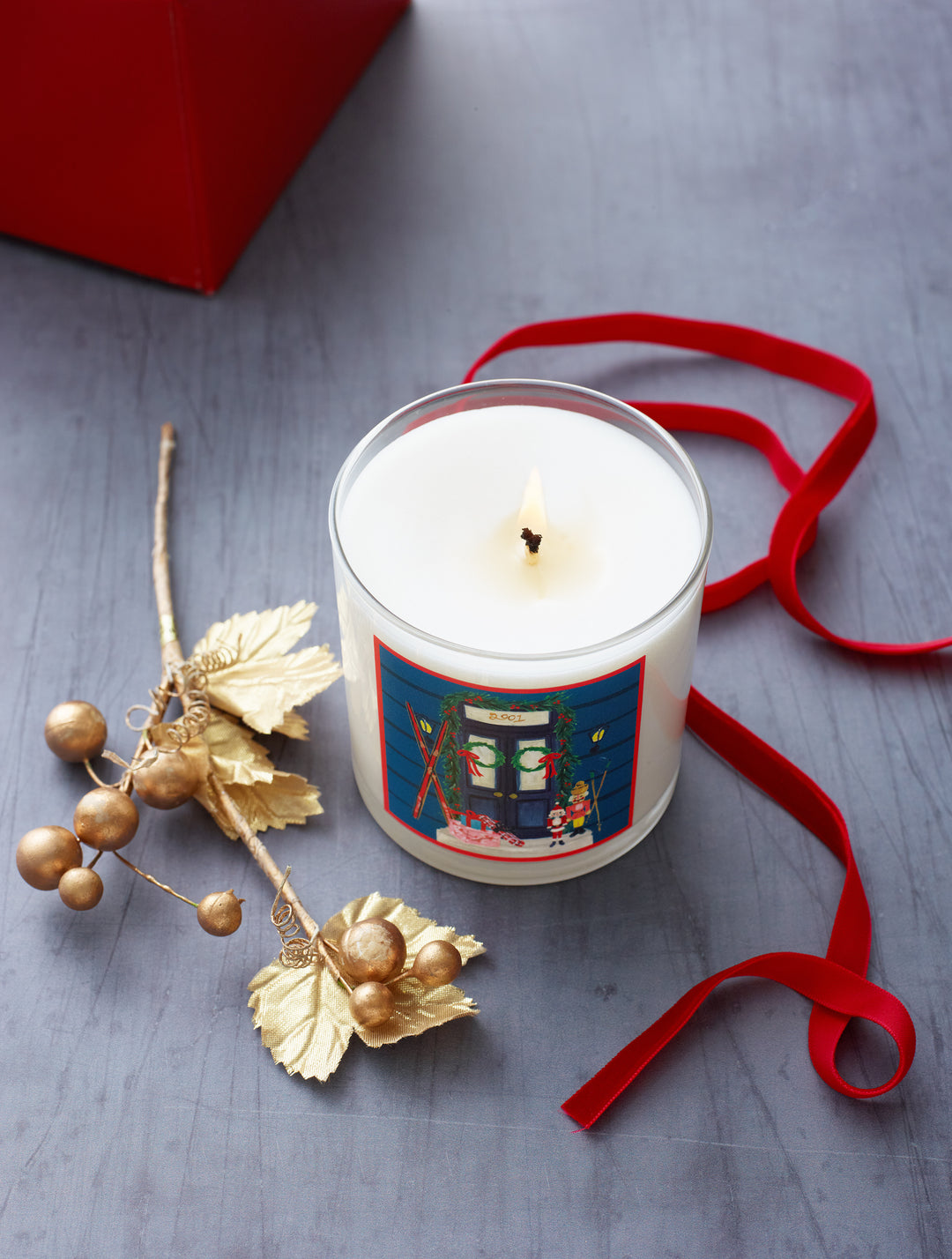 Home for the Holidays Roland Pine 9.5 oz Single-Wick Glass Soy Candle