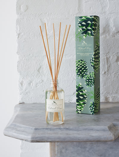 The best way to fragrance every room 24/7! Soap & Paper Factory’s 3.65 oz Reed Diffusers last up to six months and we recommend you flip the reeds often to instantly infuse any space. Additional reeds available for purchase here. Roland Pine is Soap & Paper Factory’s most beloved fragrance. Featuring notes of fresh pine & crisp fir, it's a must for the holiday season, but a favorite year-round.