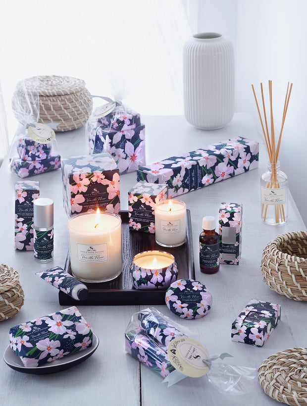 Vanilla Fleur 3 oz Tin Soy Candle